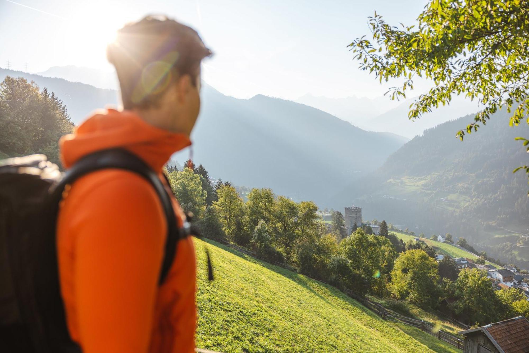 Lechtaler Alpenblick Landeck - Privatzimmer & Ferienwohnung Kültér fotó