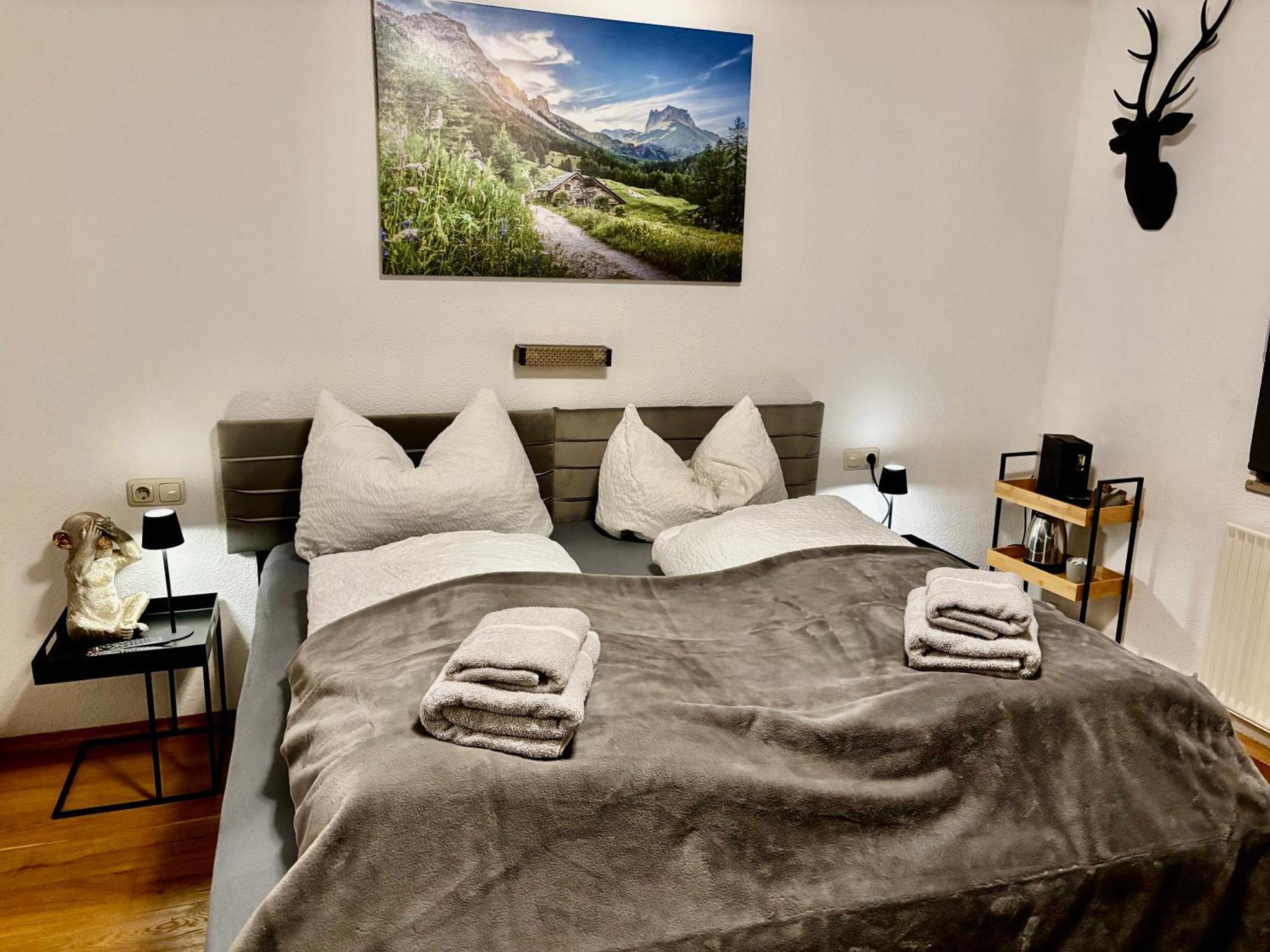Lechtaler Alpenblick Landeck - Privatzimmer & Ferienwohnung Kültér fotó