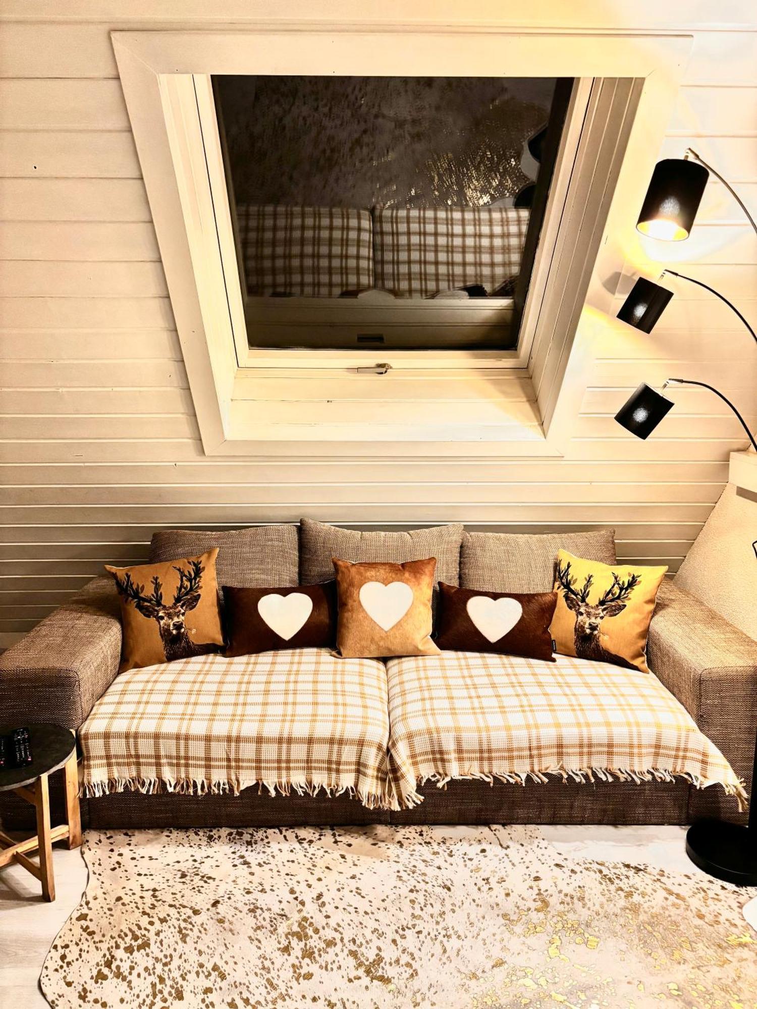 Lechtaler Alpenblick Landeck - Privatzimmer & Ferienwohnung Kültér fotó