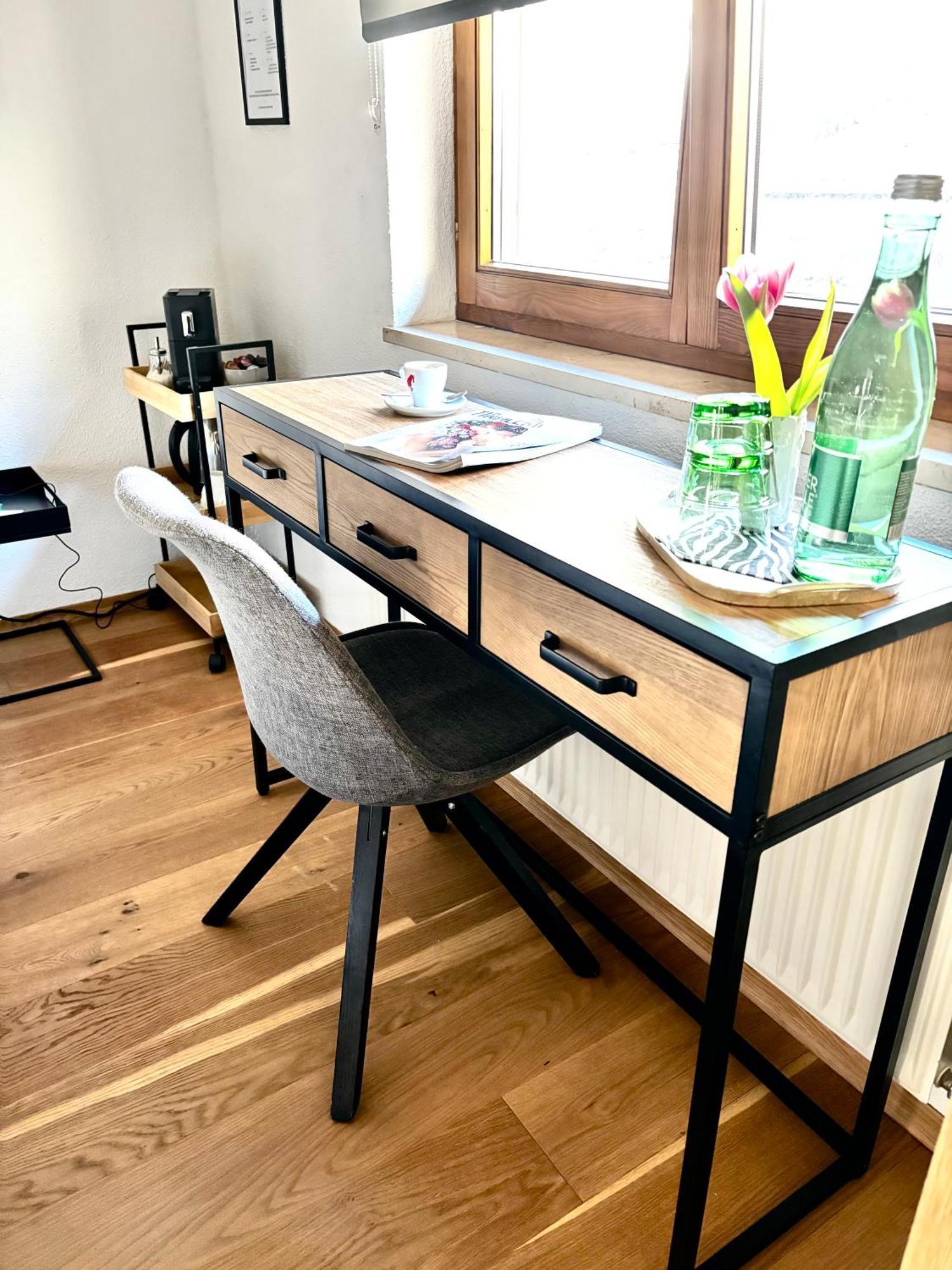 Lechtaler Alpenblick Landeck - Privatzimmer & Ferienwohnung Kültér fotó