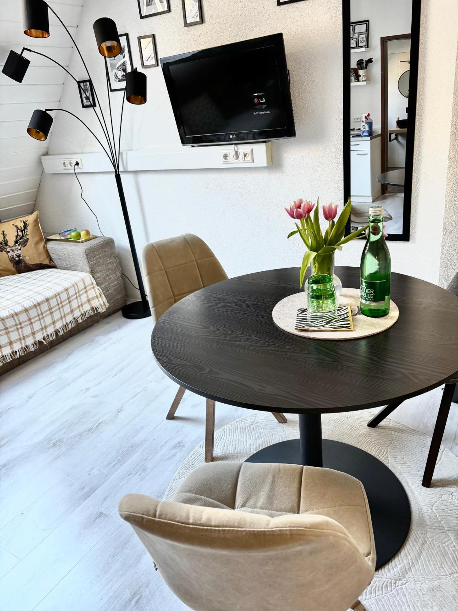 Lechtaler Alpenblick Landeck - Privatzimmer & Ferienwohnung Kültér fotó