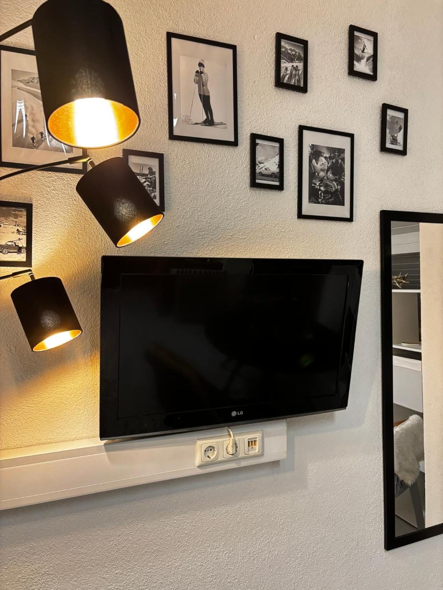 Lechtaler Alpenblick Landeck - Privatzimmer & Ferienwohnung Kültér fotó